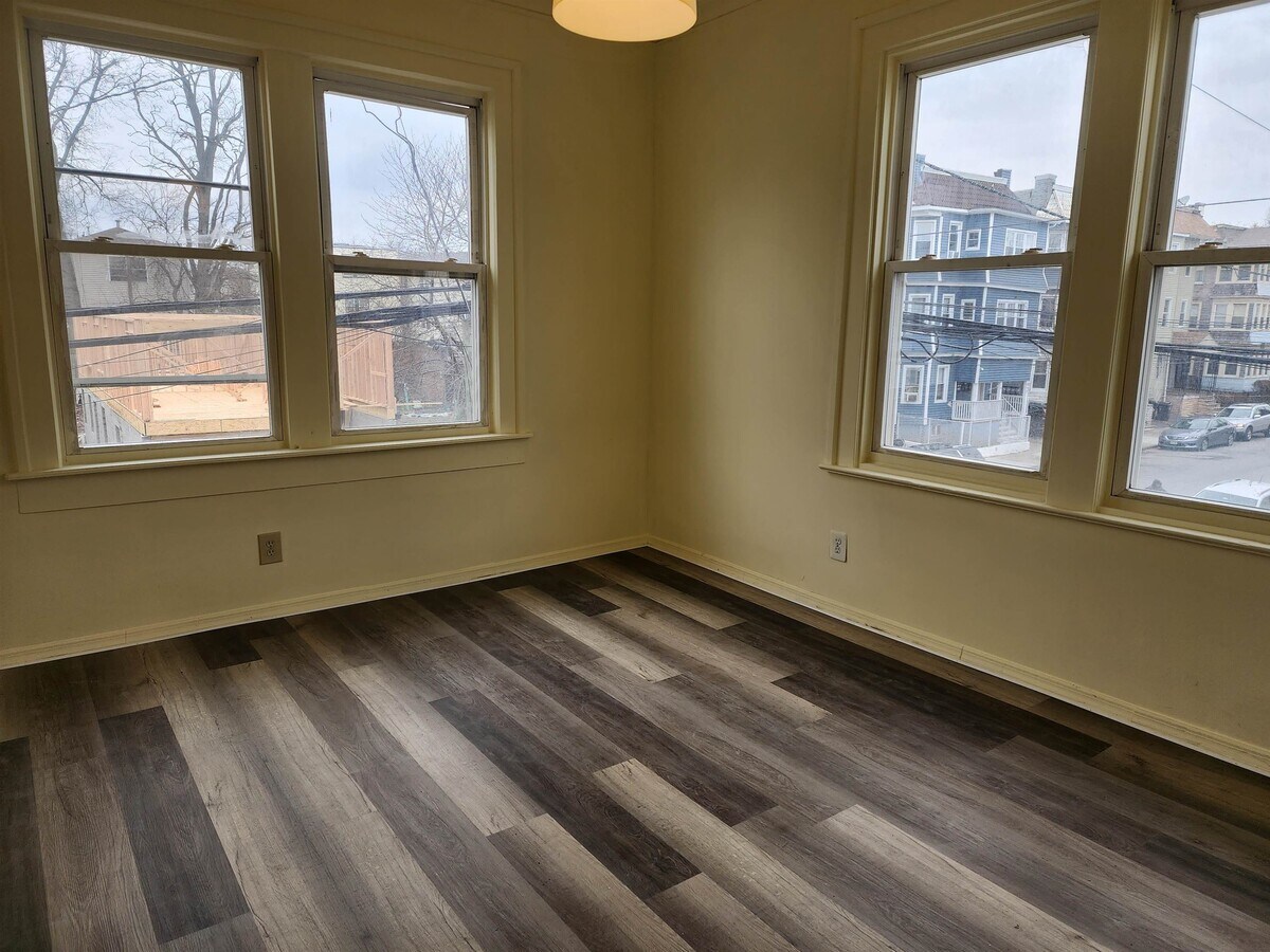 356 Madison Ave Apartment Unit 2B Newark, NJ