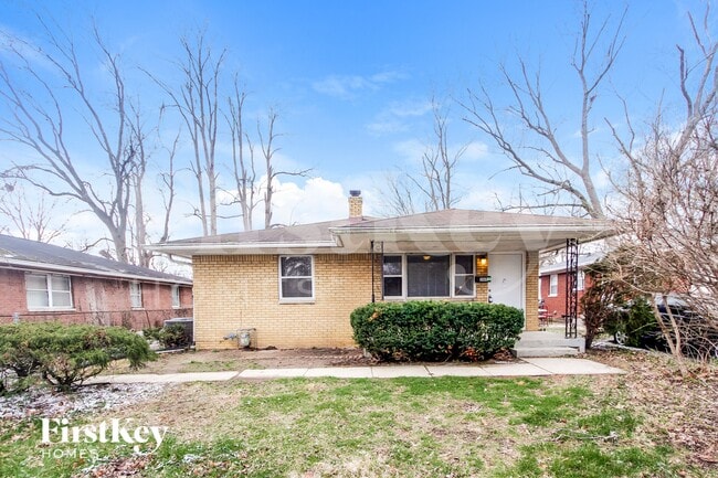 Building Photo - 3940 N Graham Ave