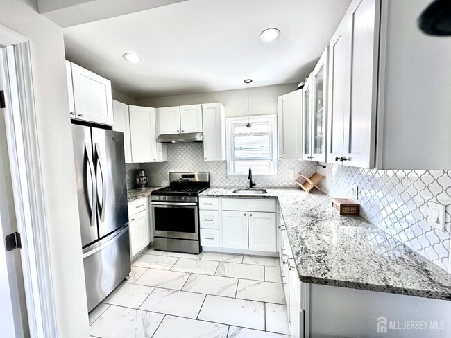 Photo - 139 Sylvan Ave Unidad 1