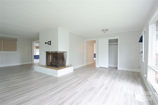 Photo - 111 Clement Dr