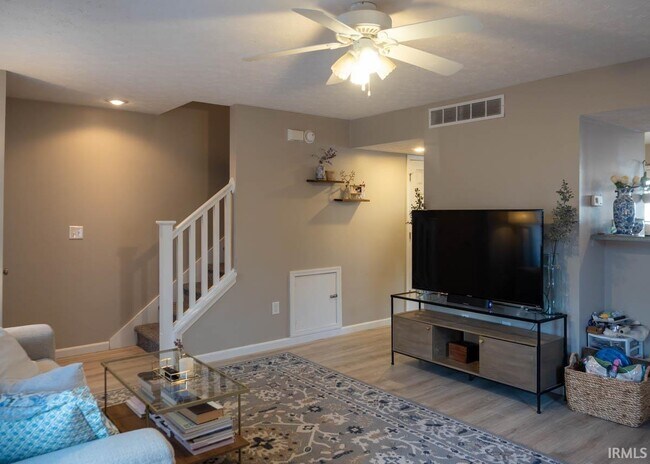 Photo - 1323 Cobble Creek Cir