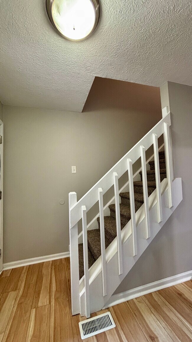 Photo - 6086 S Bay Dr