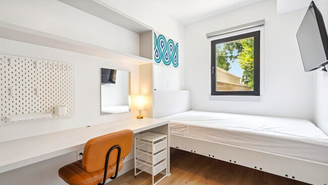 Photo - 1712 N Robertson St