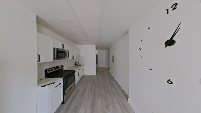 Photo - 3331 N Howard St Unit Apt 1