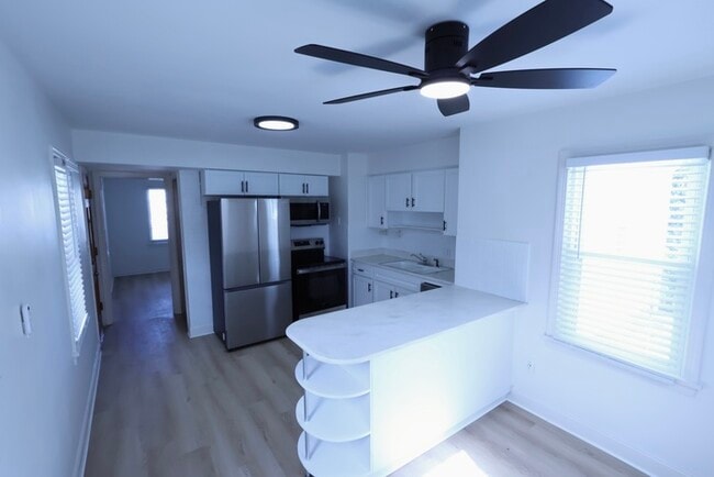 Photo - 774 E Archwood Ave