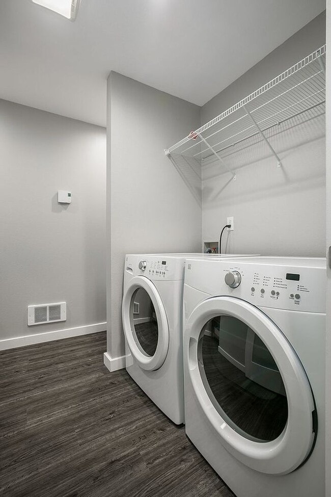 Photo - 11431 HS GUO Unidad 11433