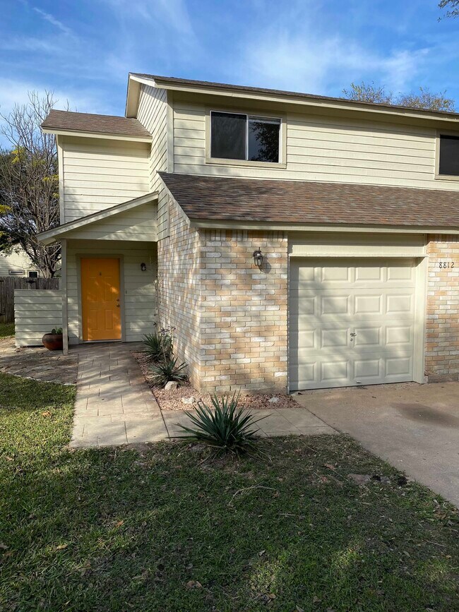 Photo - 8812 Clearbrook Trail