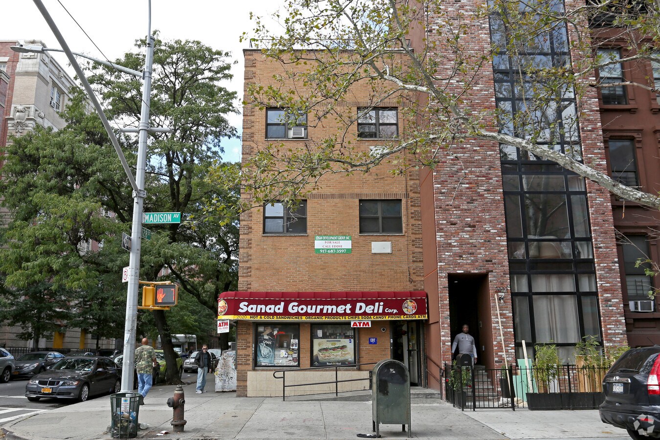 Photo - 2020 Madison Ave