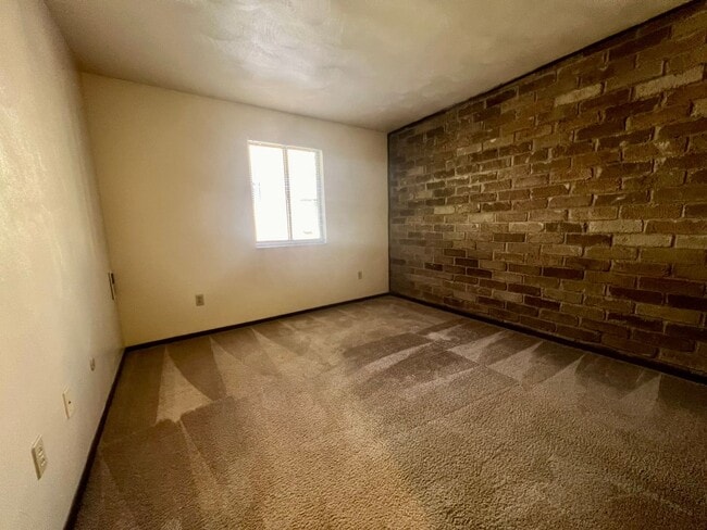 Photo - Beautiful First Floor 1 Bedroom Apartment Available at Kellywood Manor! Call Today! Unit 602