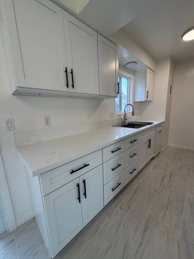 Photo - 728 Clay Ave Unit Apartment C
