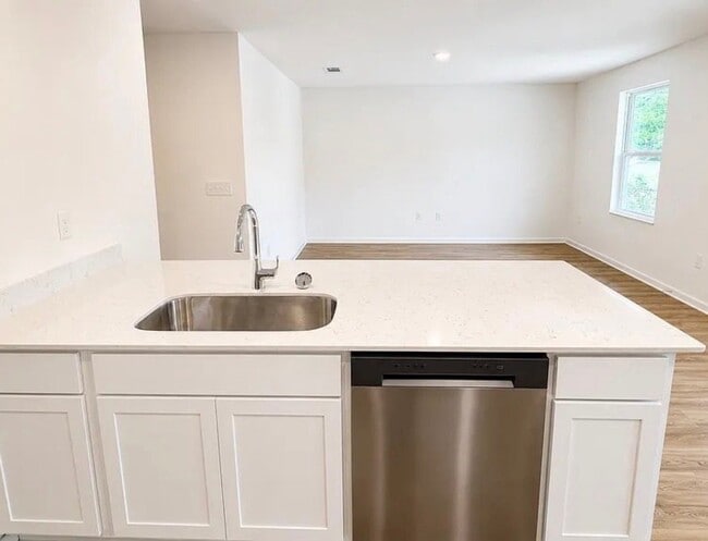 Photo - 1623 Trout Dr