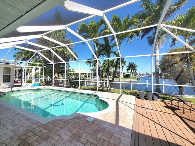 Photo - 1980 Aqui Esta Dr