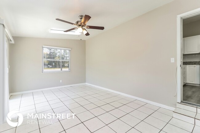 Photo - 4097 Porpoise Dr SE