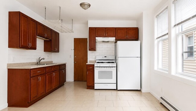 291 Linden Ave