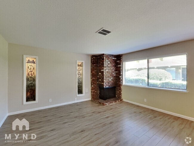 Building Photo - 2336 Villanova Cir Unit 1 Rental