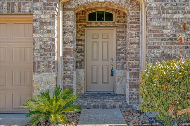 Photo - 8402 Coral Cove Pass Ln