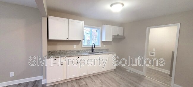 Photo - 2404 Williams Ave