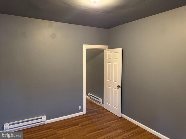 Photo - 1111 Green St