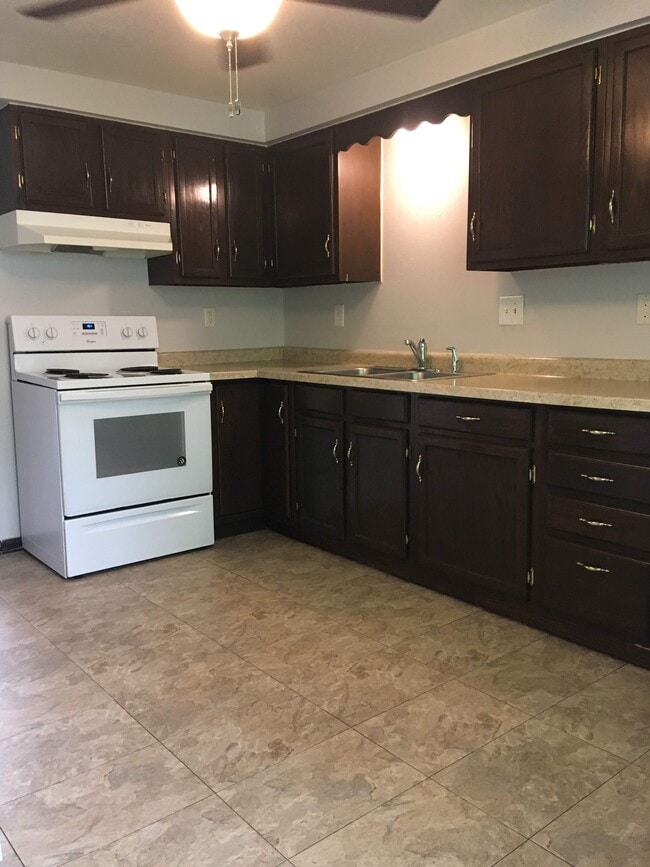 Photo - 803 W Van Buren St