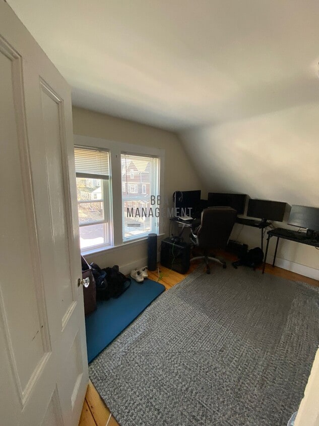 Photo - 58 Saunders St (Boston, MA)