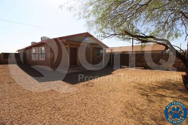 Building Photo - 4222 S 13th St Rental