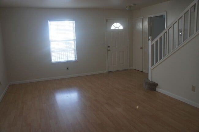 Photo - Lots of room