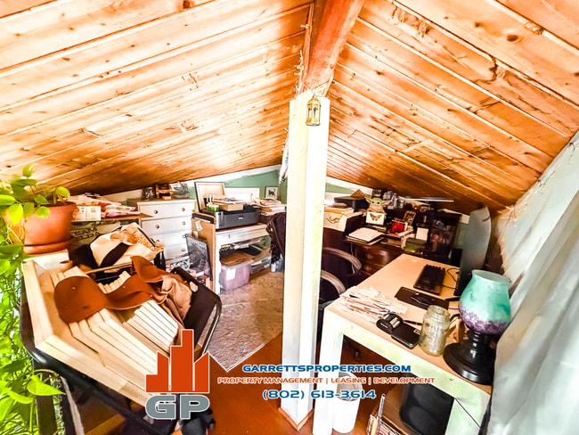 Photo - 766 Twin Pond Rd