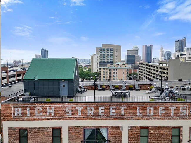 Loft style urban condo with rooftop terrace - 432 E Rich St Condo Unit 2H