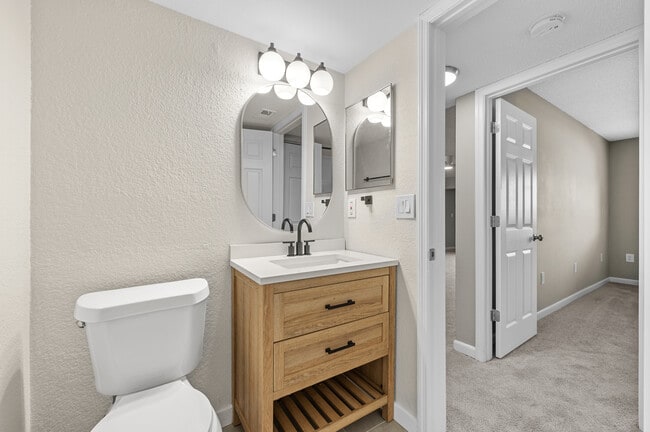 Photo - 5725 Baywater Dr Unidad 5725 Baywater Drive