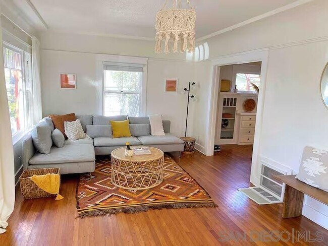 Photo - 525 3rd St