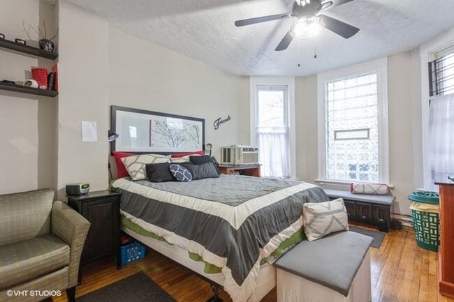 Photo - 4411 S Wells St Unit #1