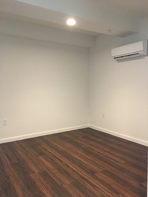 Photo - 70 Parker Hill Ave Apartment Unit 403