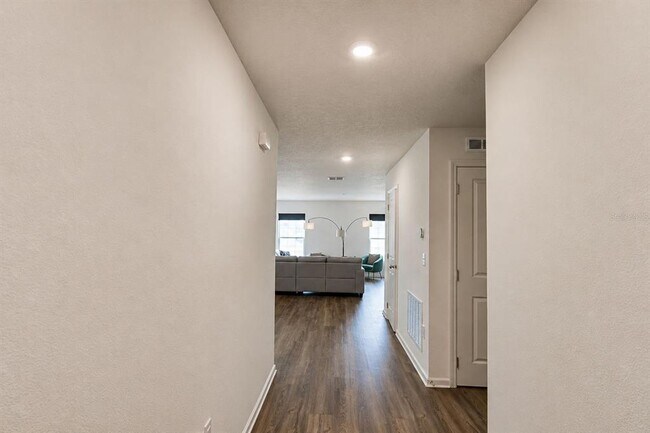 1201 Chester Ave