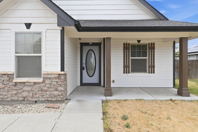 Photo - 1295 Blossom Ave