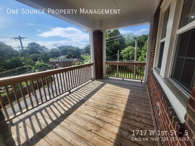1717 W 1st St Unit 5