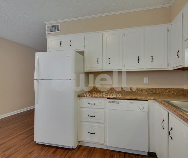 Photo - 3508 Woodlake Rd Unit A