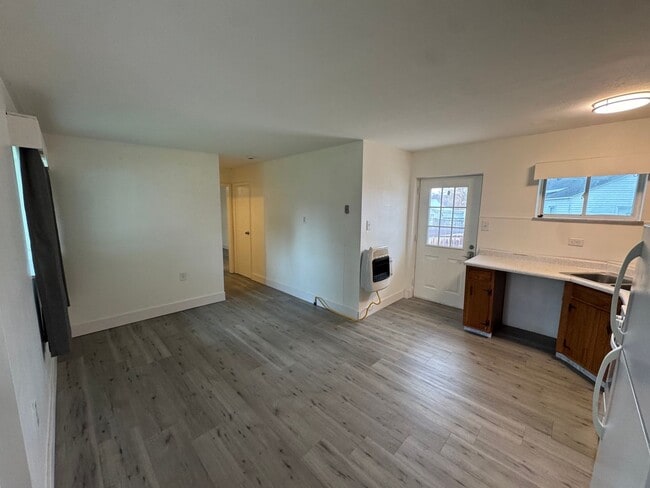 Photo - 4813 Sayre Ave Apartment Unit 4813 Sayre Ave.  1