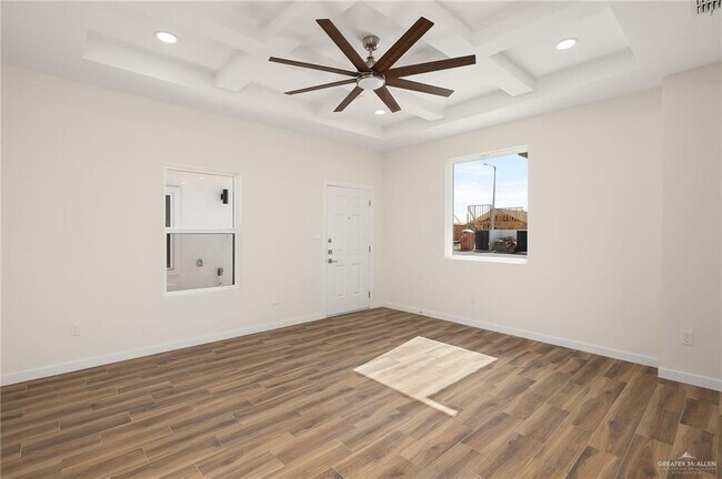 609 N Onyx Ave Unit 1