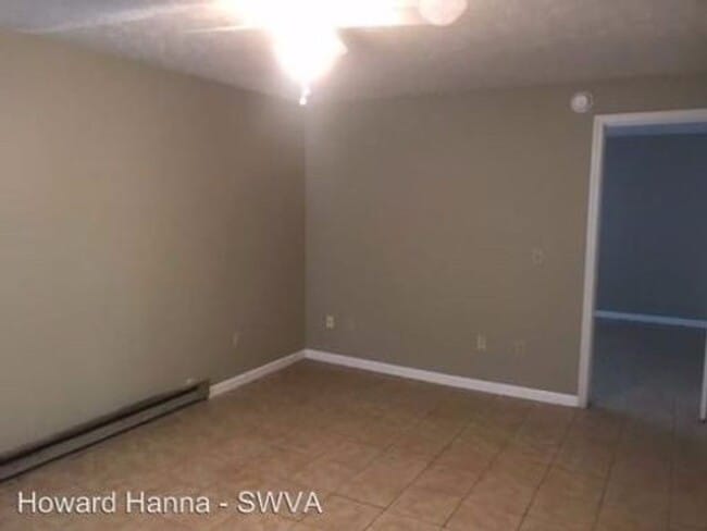 Photo - Henry113 Unit C