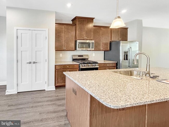 Photo - 1785 Atlas Dr