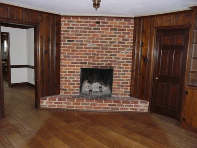 Photo - Spacious 4-BR Ranch on 1 Acre Available for rent– Open House March 15th!