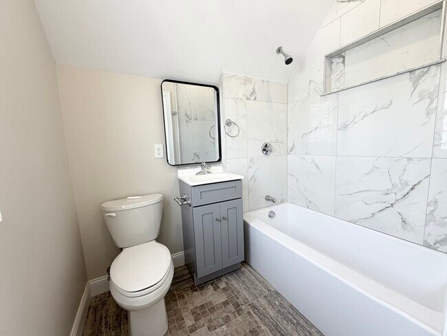 Photo - 3 1/2 Buffum St Unit 3