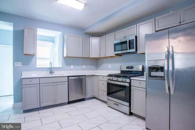 Photo - 4013 Edmondson Ave