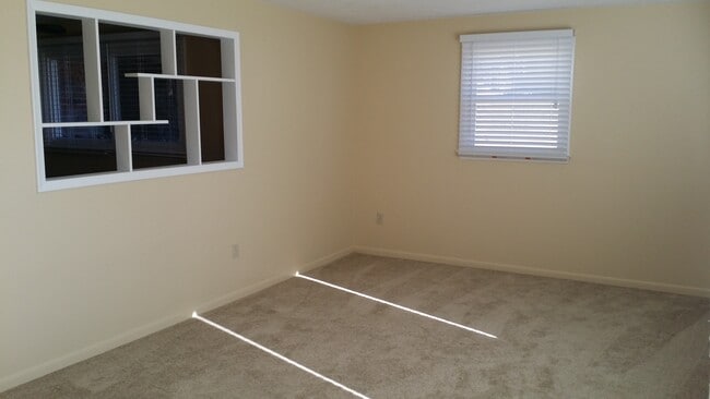 Photo - 4810 Orchard Ave