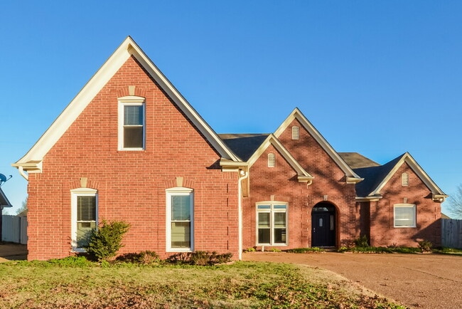 Building Photo - 6544 Misslow Cove