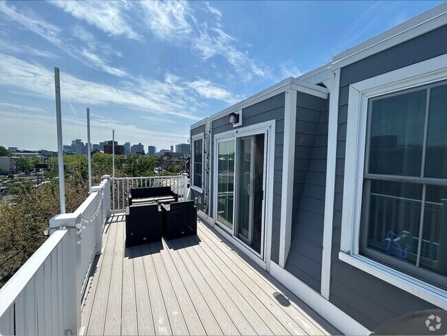 Building Photo - 179 London St Unit #4 Rental