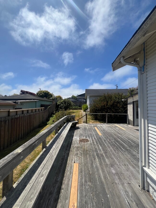 Photo - 1740 West Ave