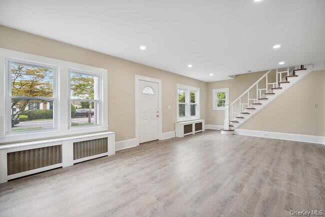 Photo - 1030 Glen Cove Ave