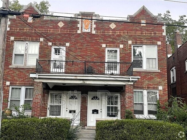 Building Photo - 1712 Yale Ave Unit 1F Rental
