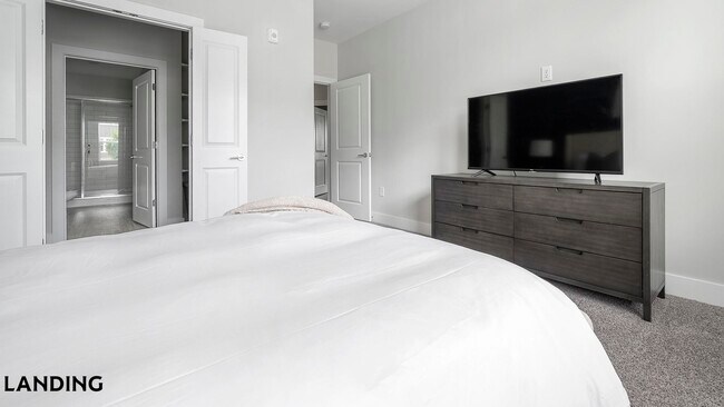 3005 Chestnut Grv Ln Unit 1-1203